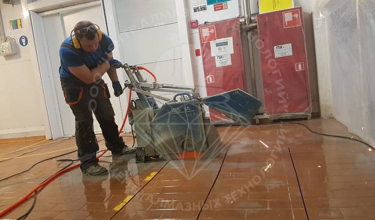 Выполнение приямков в функционирующем цехе Юнилевер Русь Выполнение приямков в функционирующем цехе Юнилевер Русь